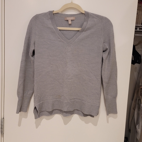 Banana Republic Extra Fine Merino - Picture 3 of 3